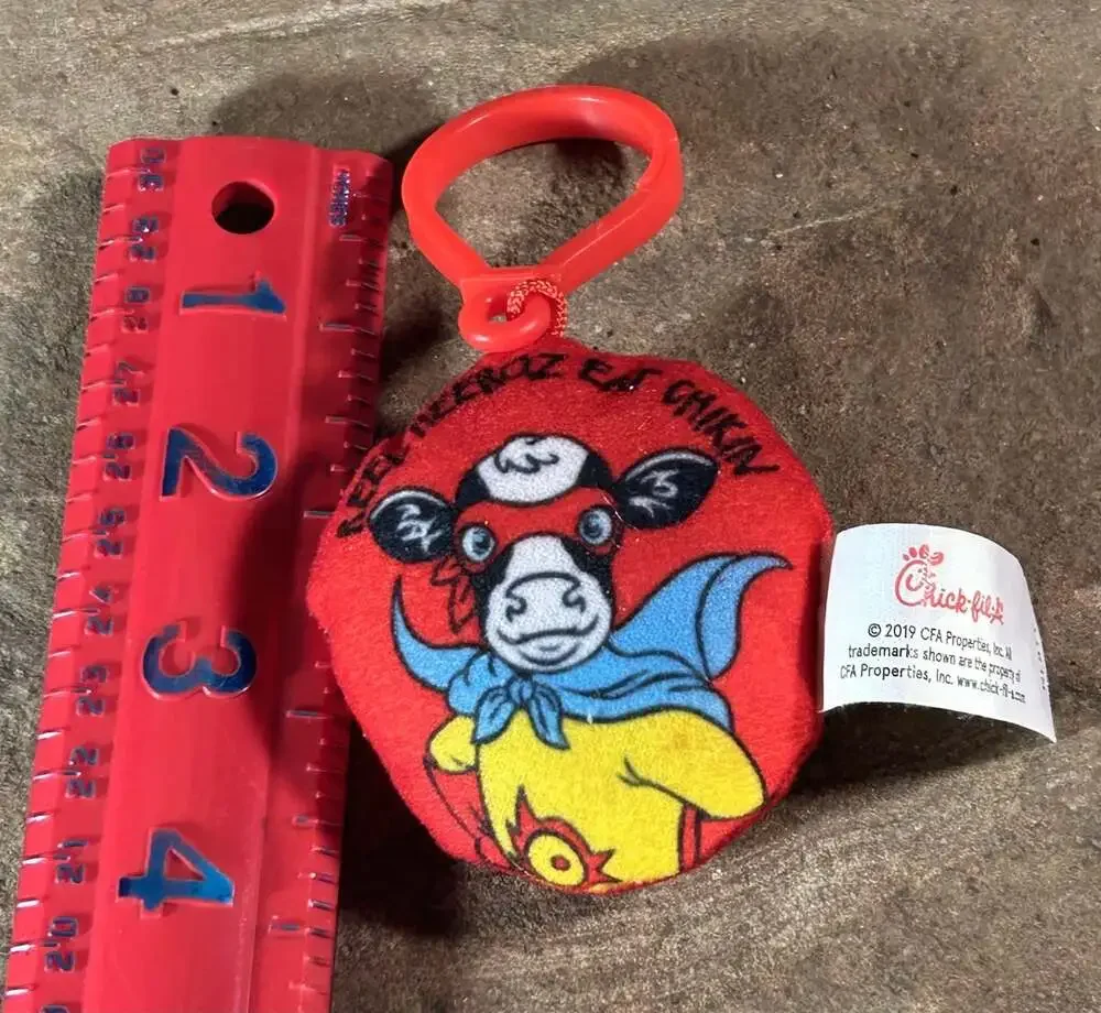 Chick-fil-A Cow  backpack Clip red yellow round